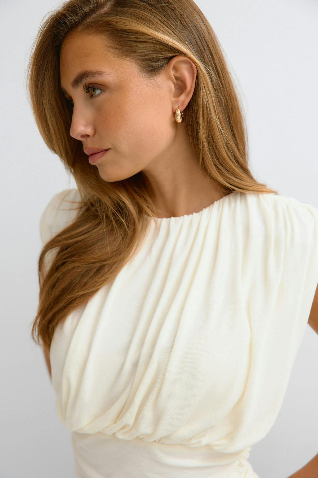 Ruched shoulder pads top