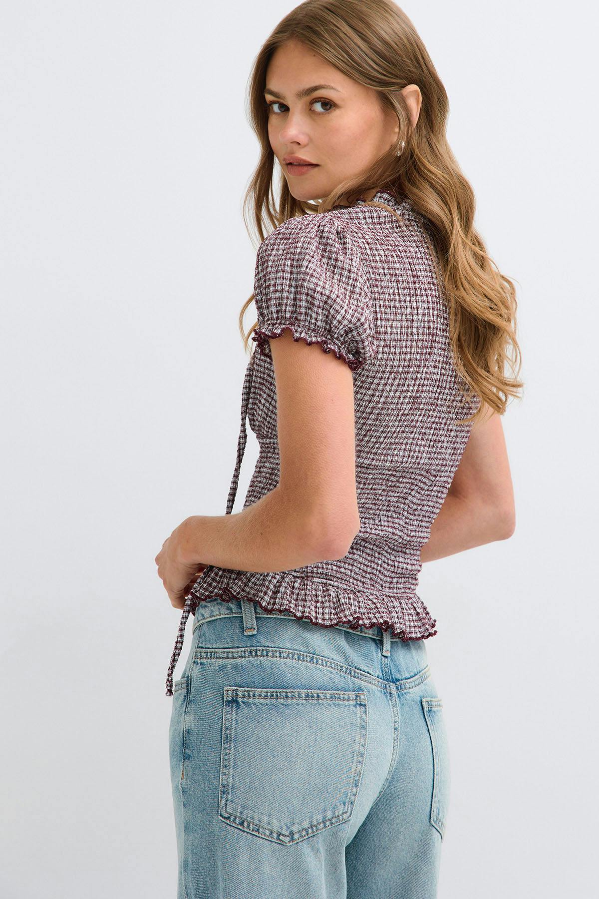 Smock tie top
