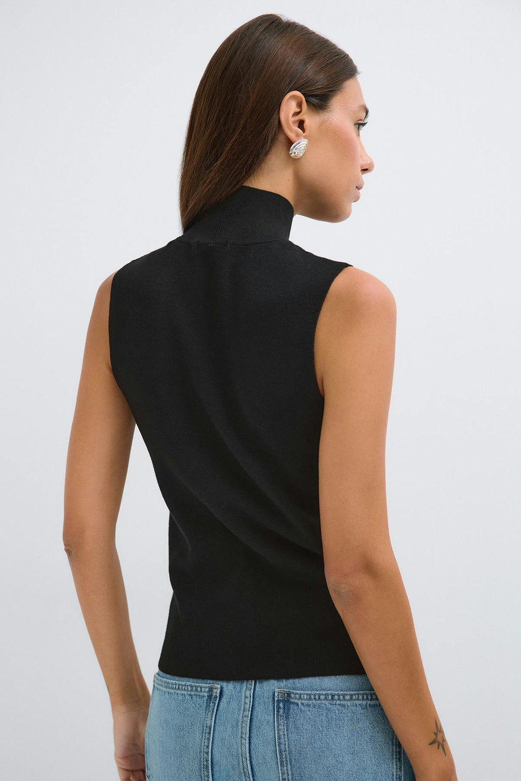 Turtleneck knitted top