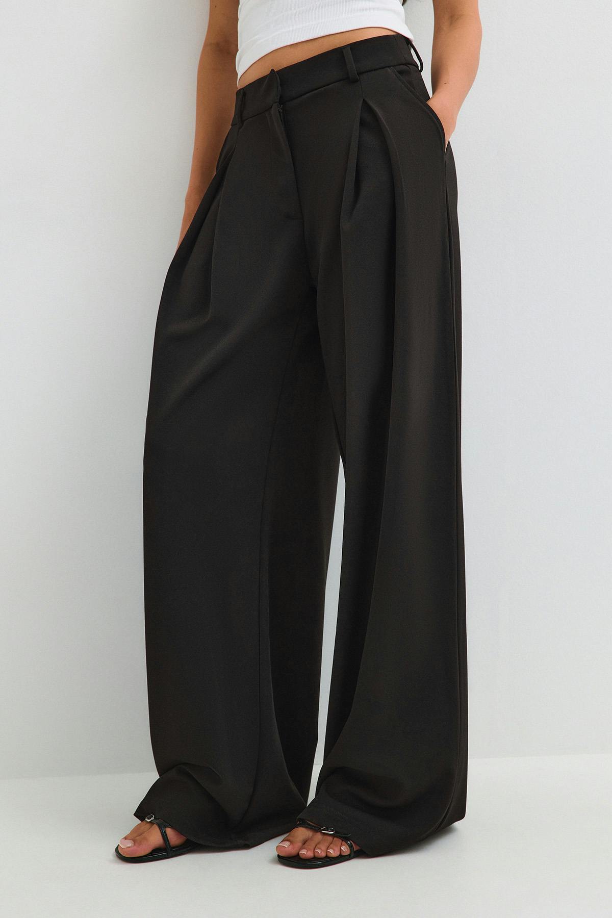 Tall tailored pleated trousers