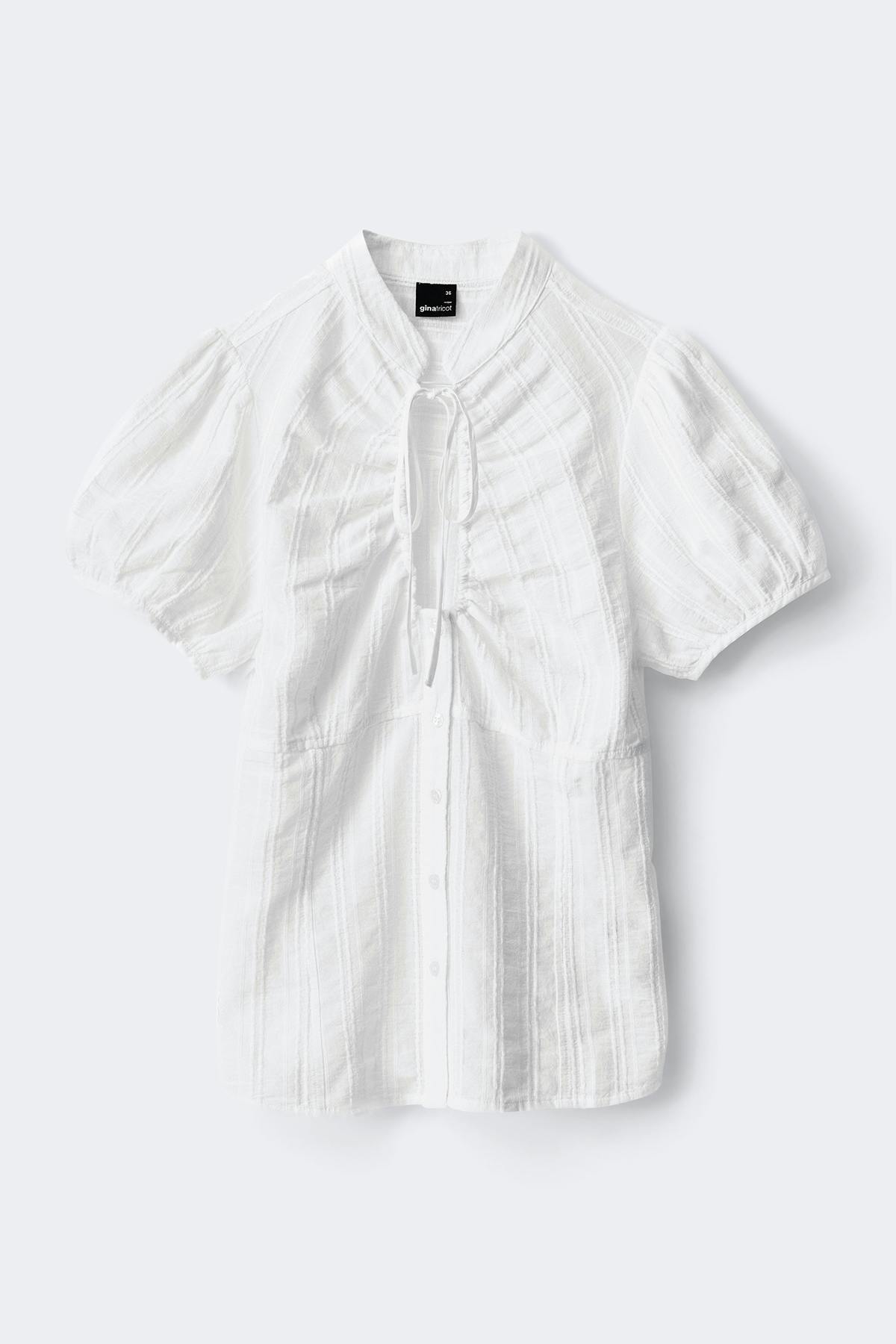 Structured keyhole blouse
