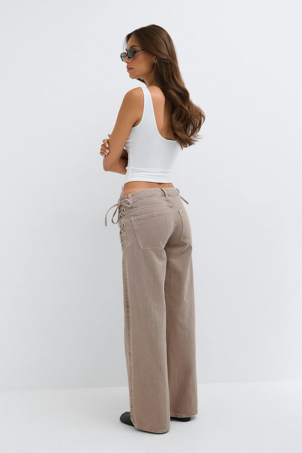 Tied up loose jeans