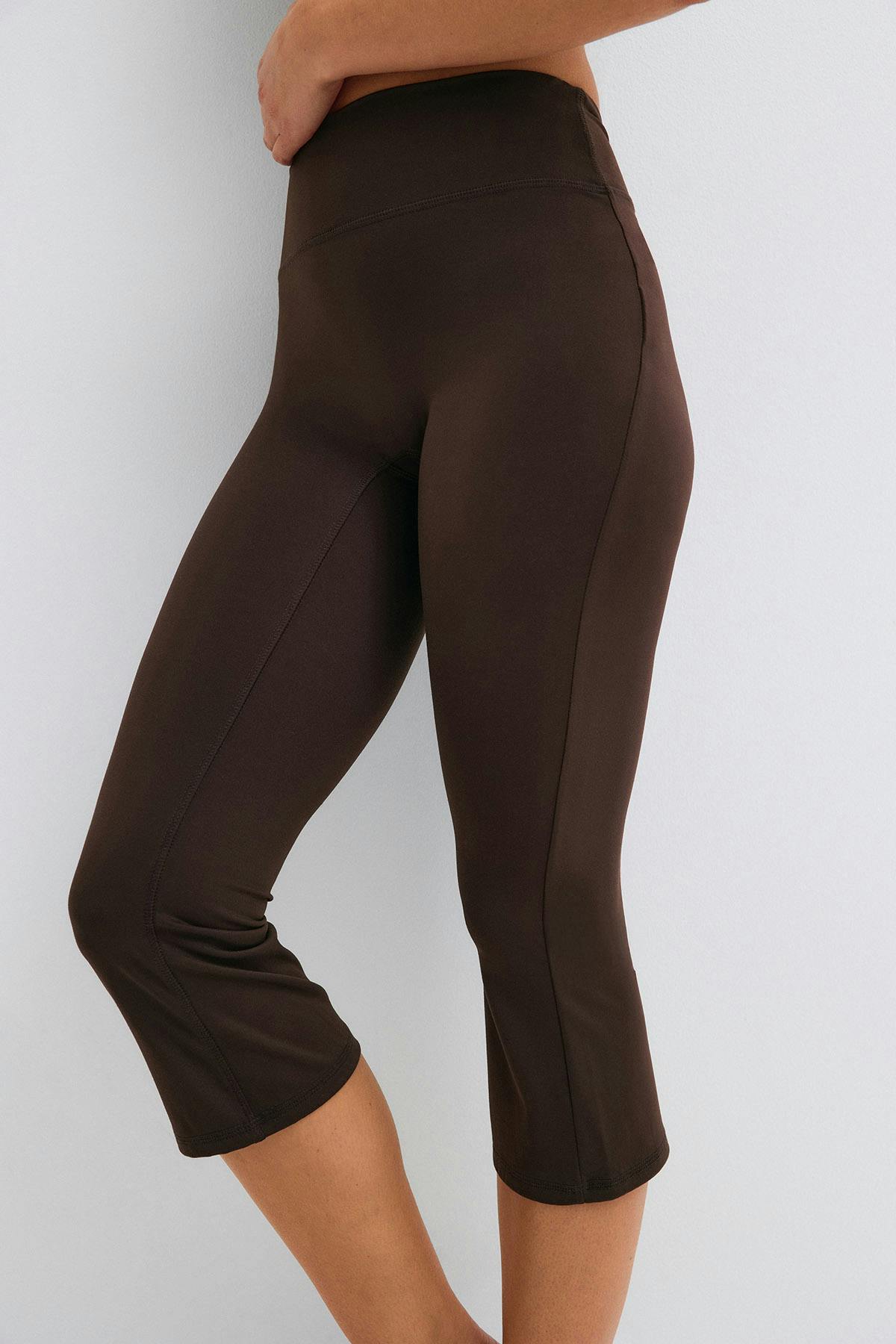 Flare yoga capri