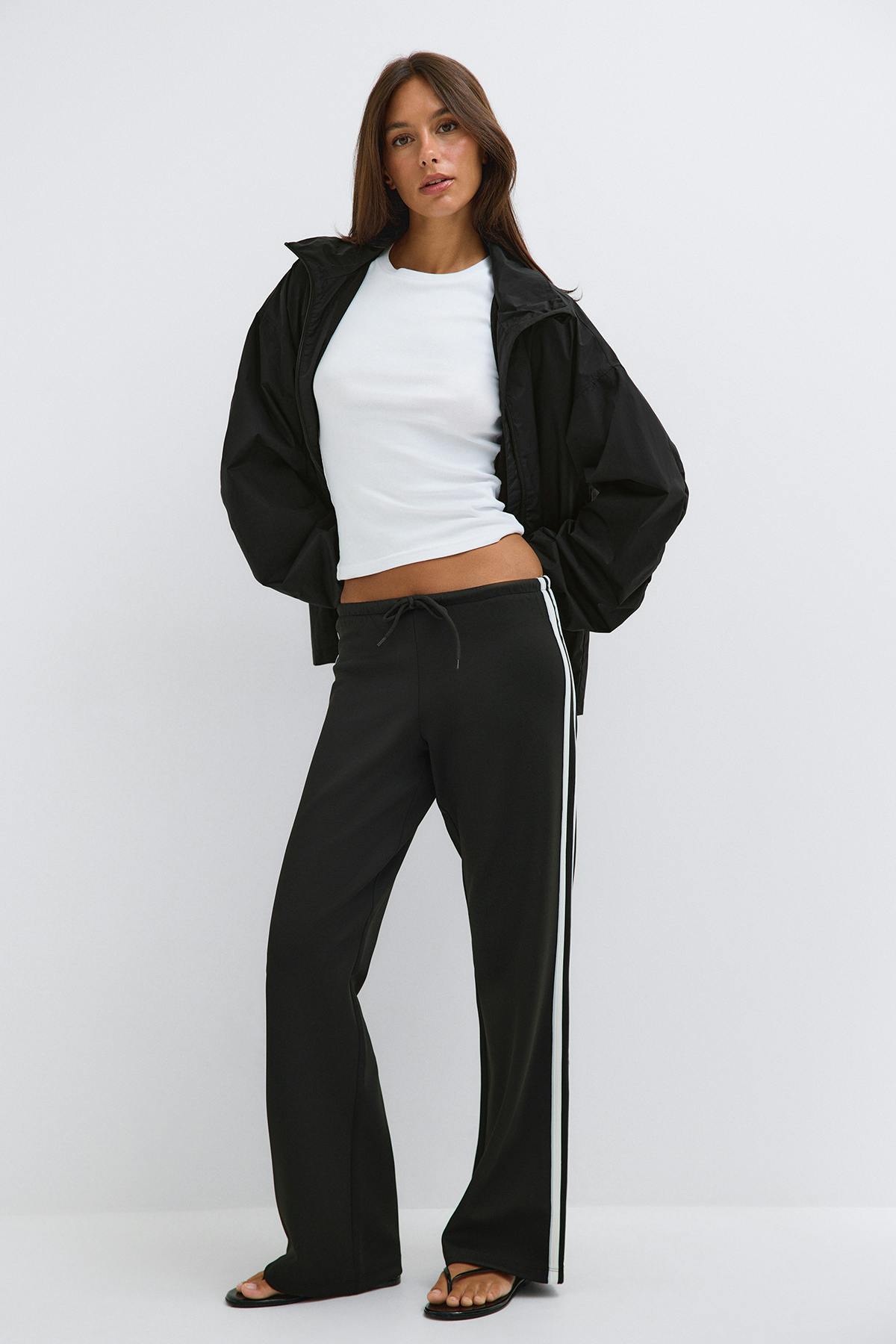 Sporty straight trousers