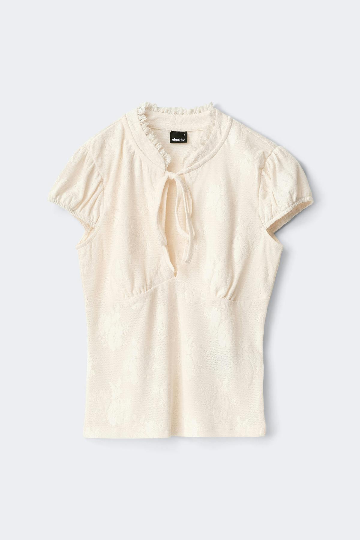 Keyhole tie top