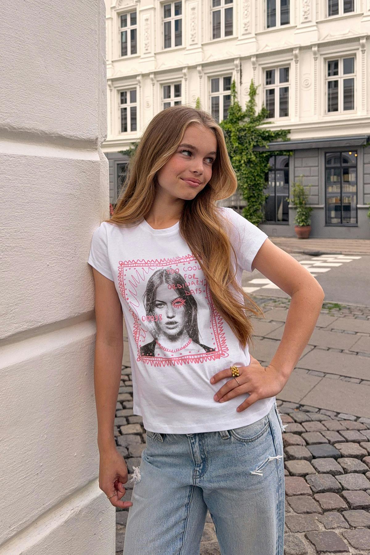 Y printed tee