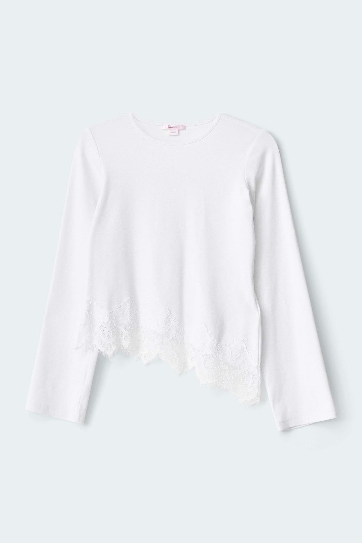 Y lace detail top