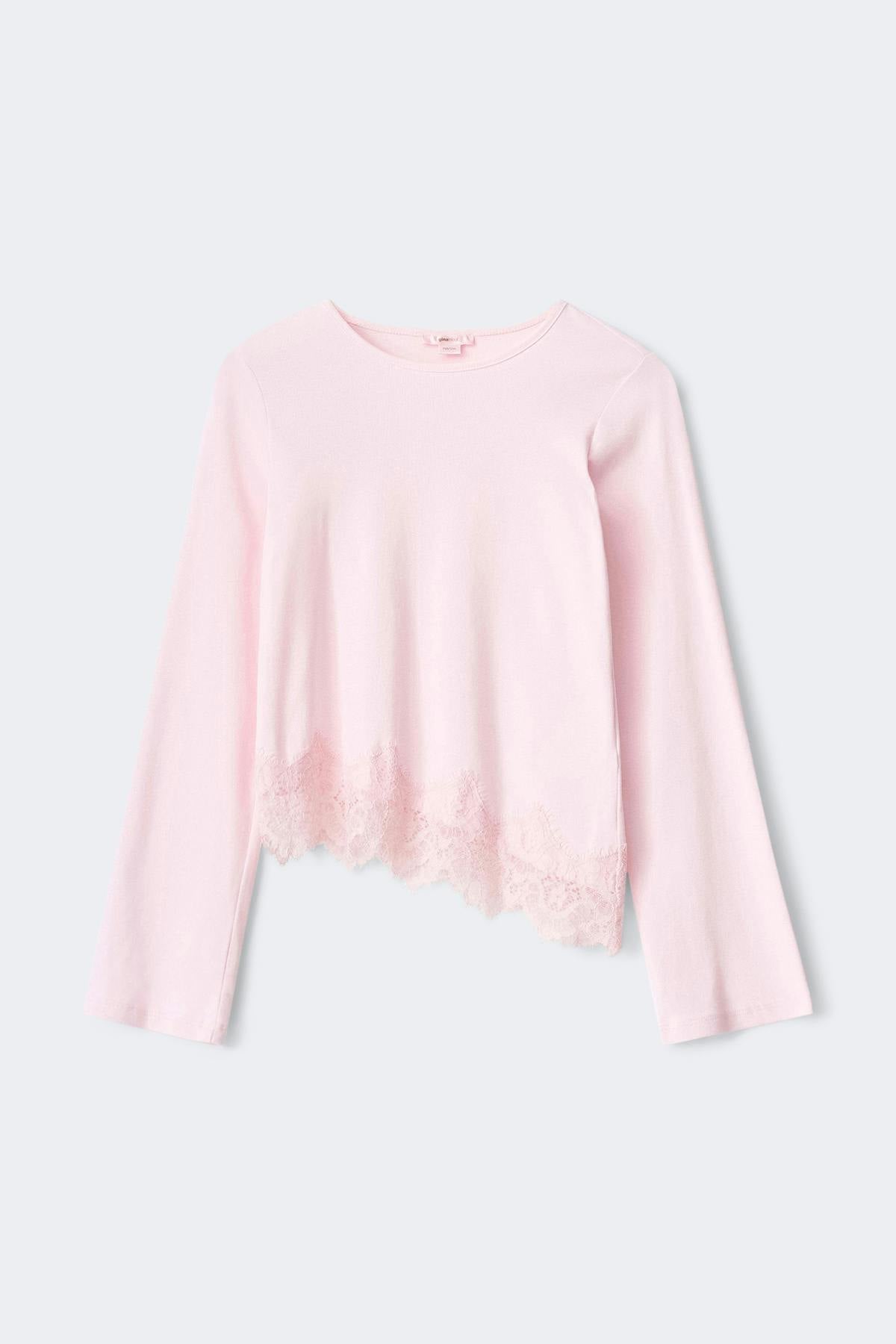 Y lace detail top