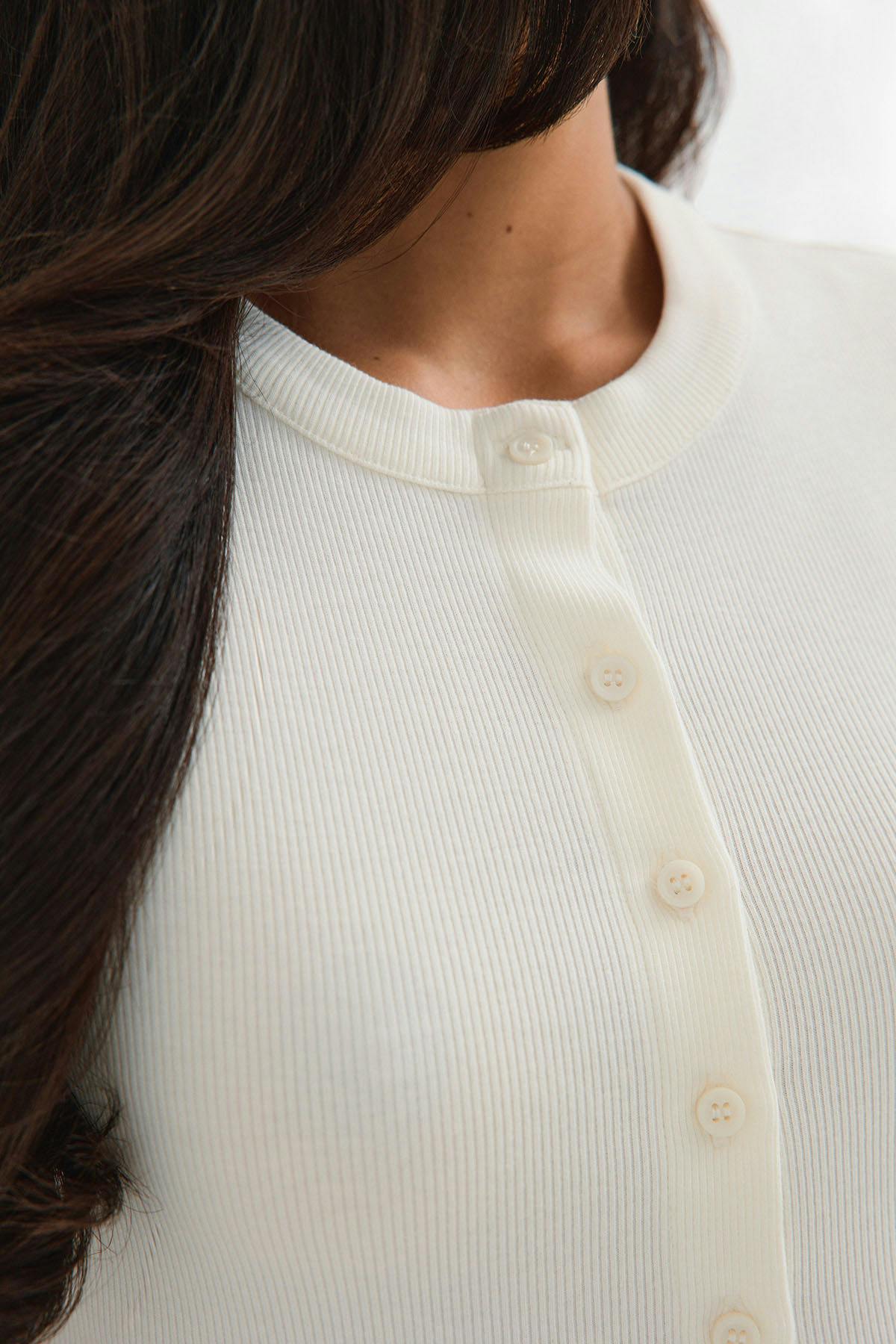 Button rib top