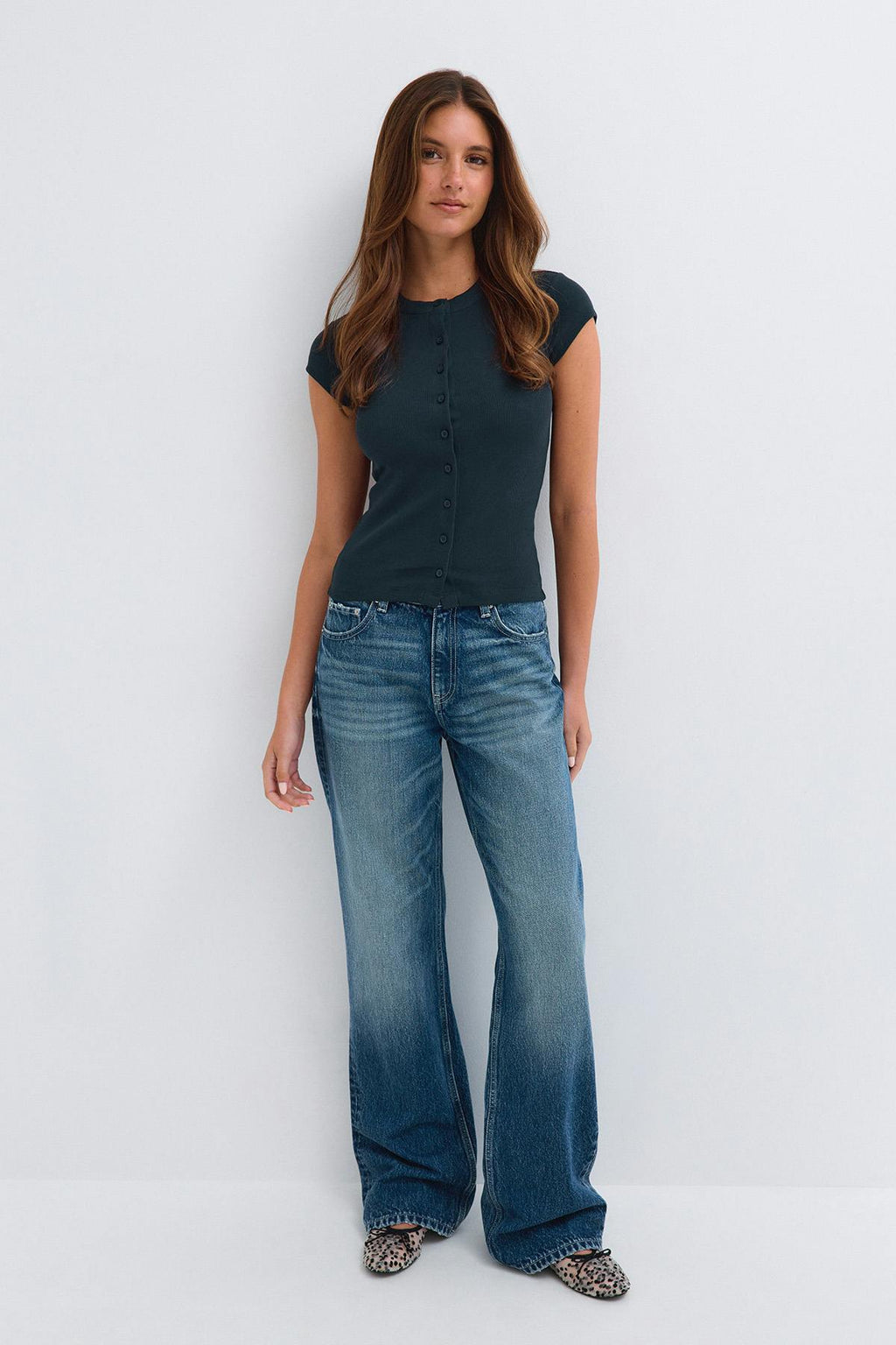 Button rib top