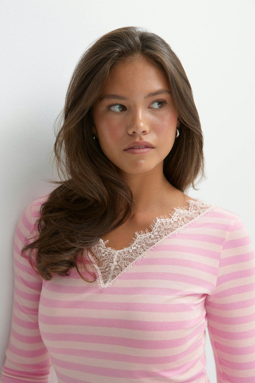 Y lace quarter sleeve top