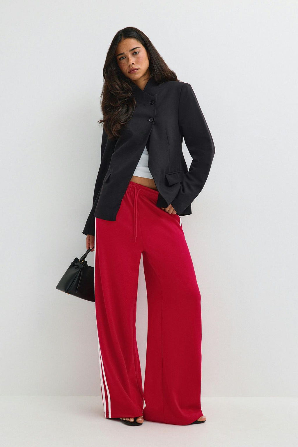 Sporty wide trousers