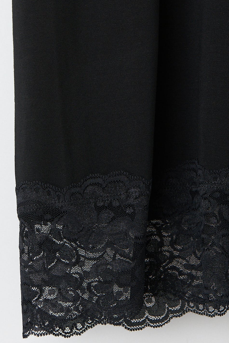 basic biker lace