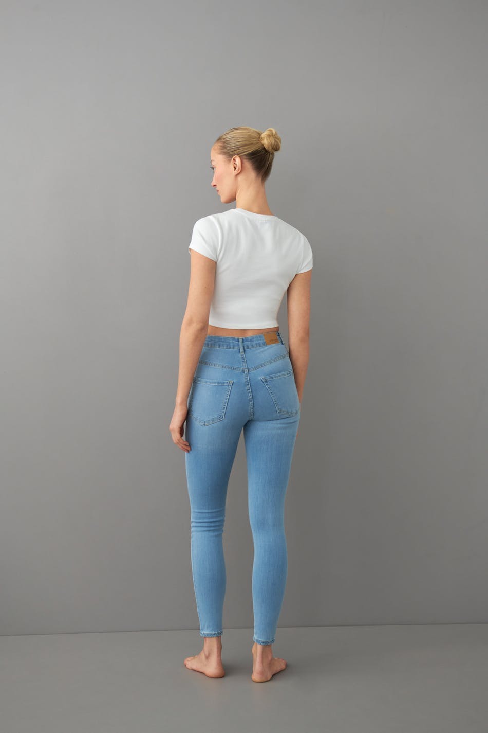 high waist jeans