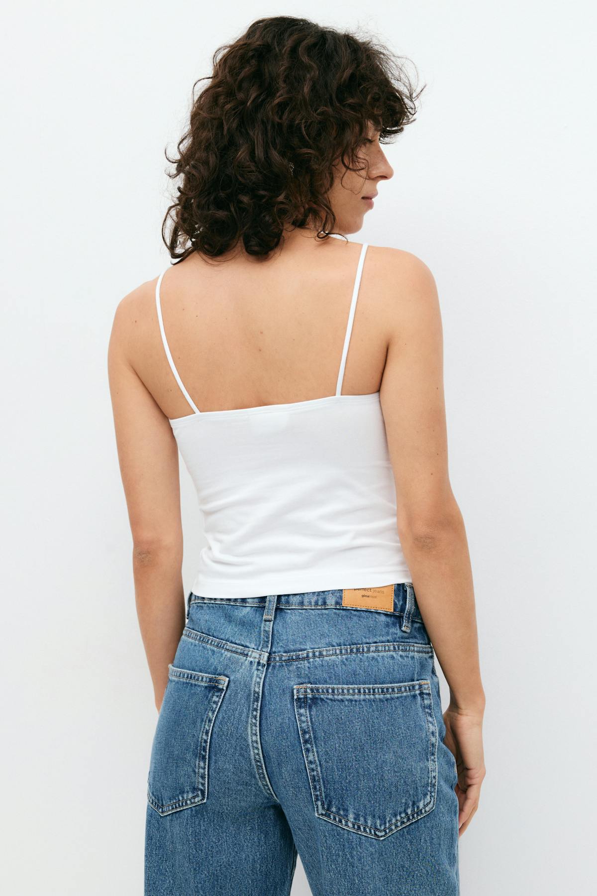 spaghetti strap singlet