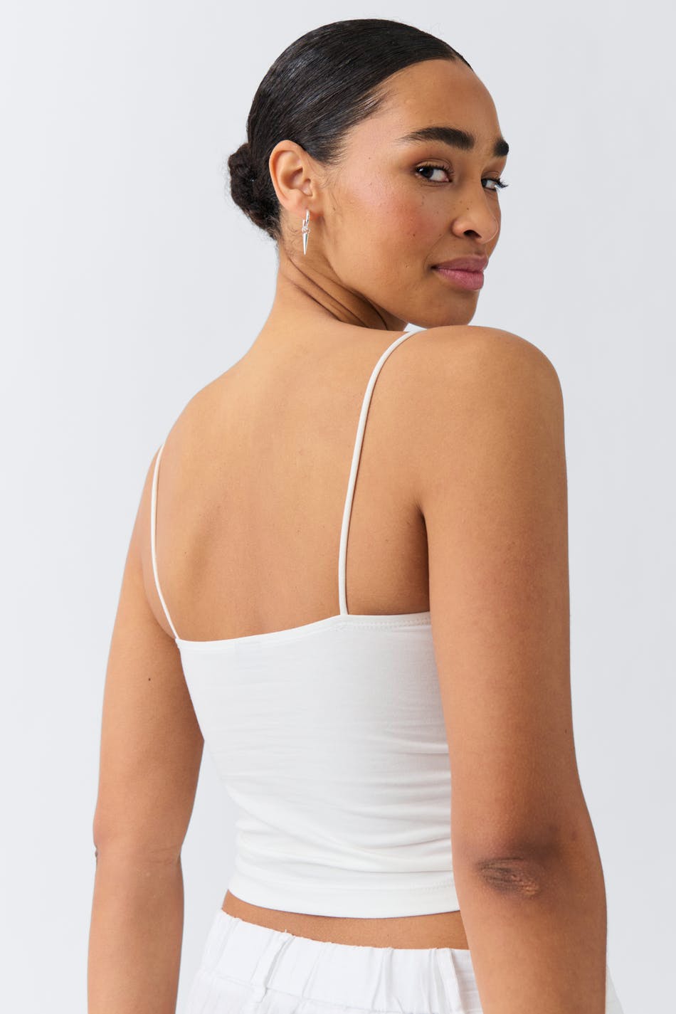 spaghetti strap singlet