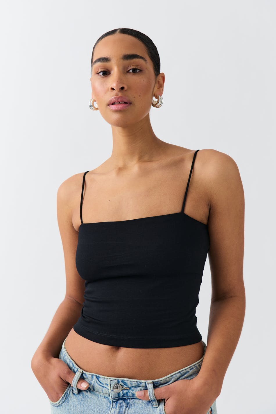 spaghetti strap singlet