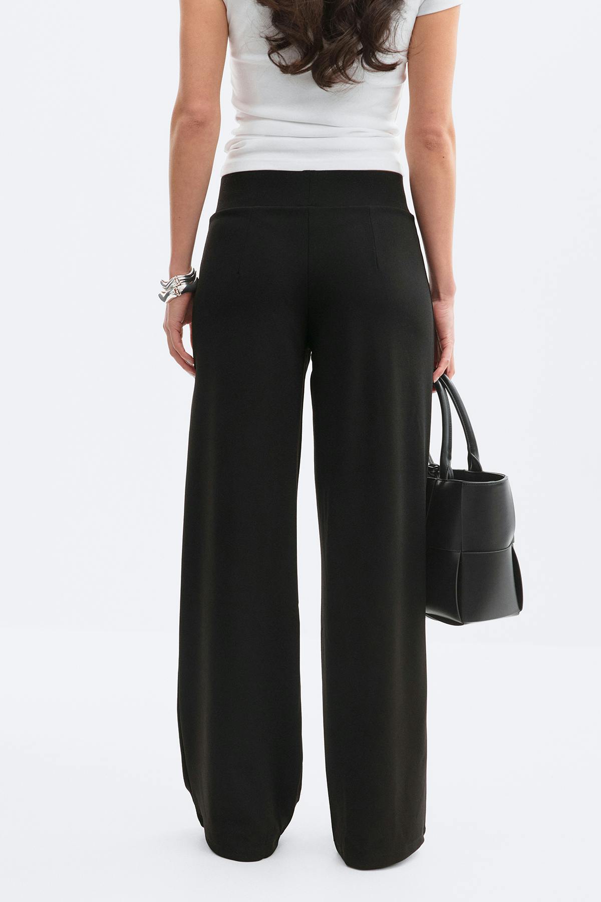 Wide trousers