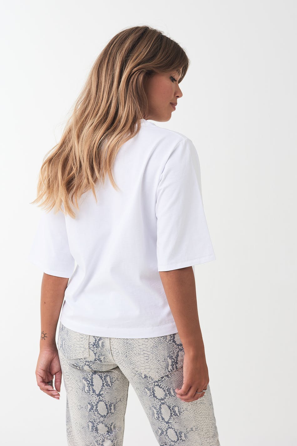 Olivia tee
