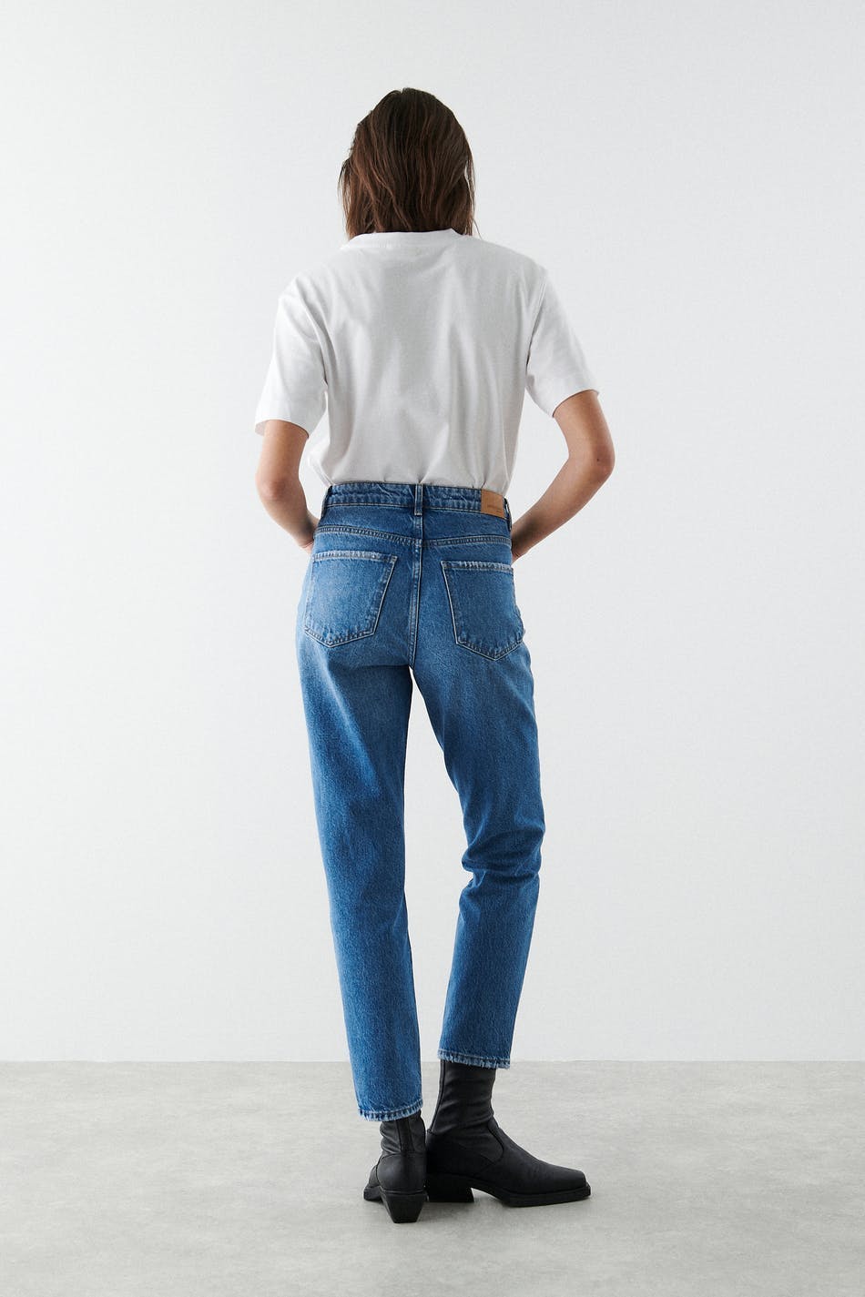 mom jeans