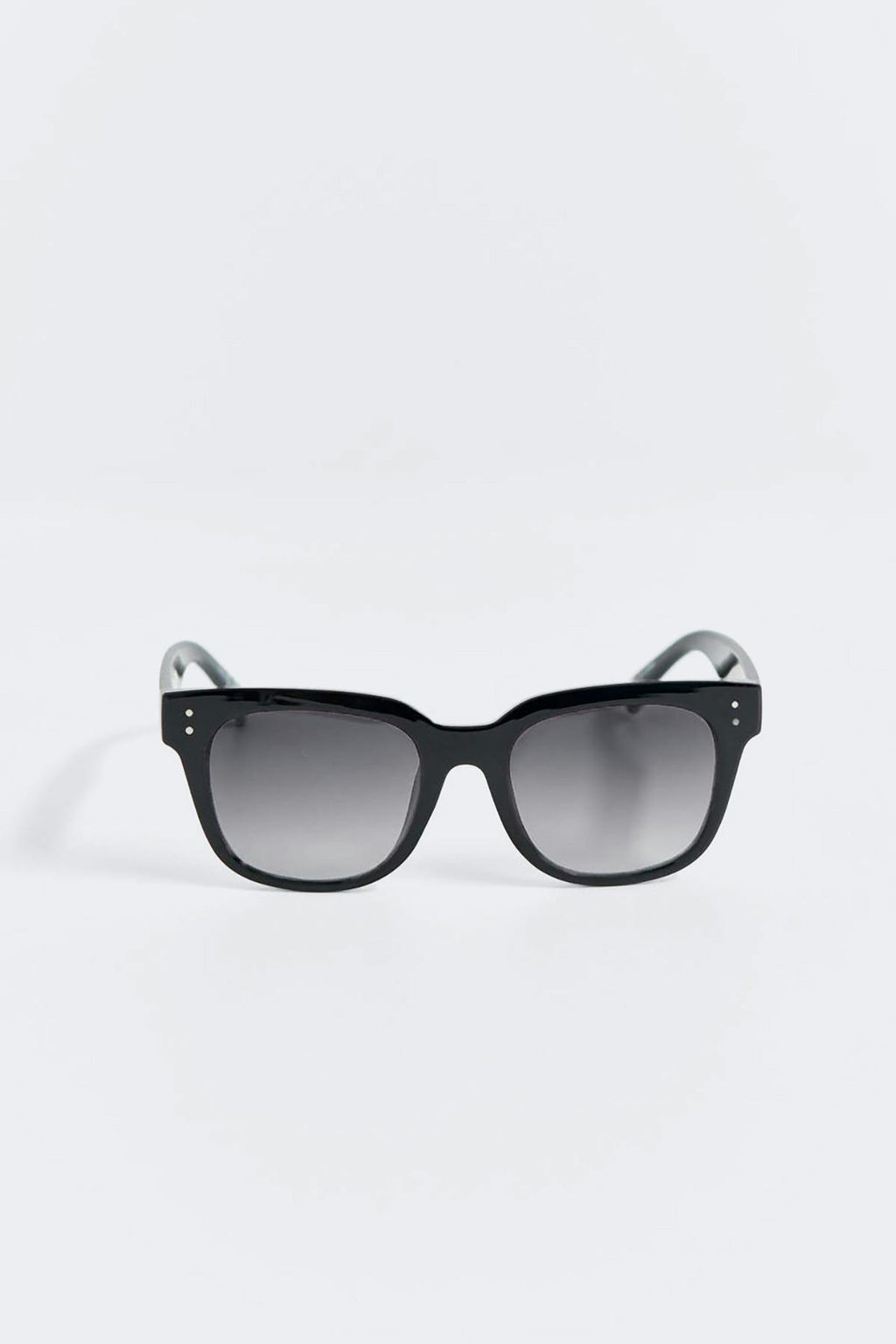 basic sunglasses