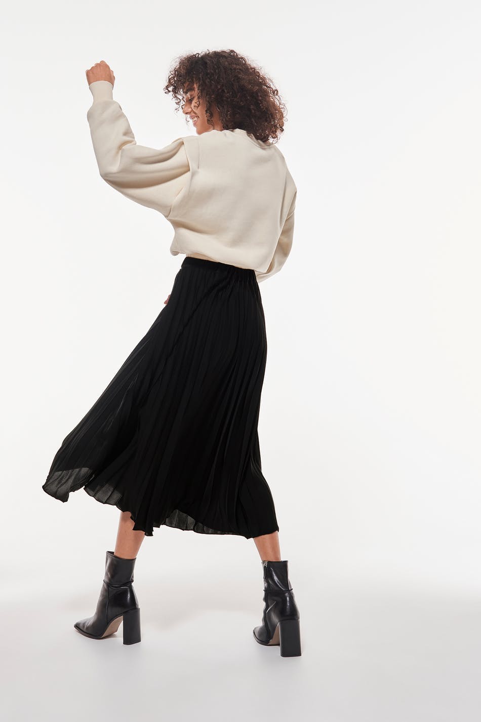 Violet pleated skirt