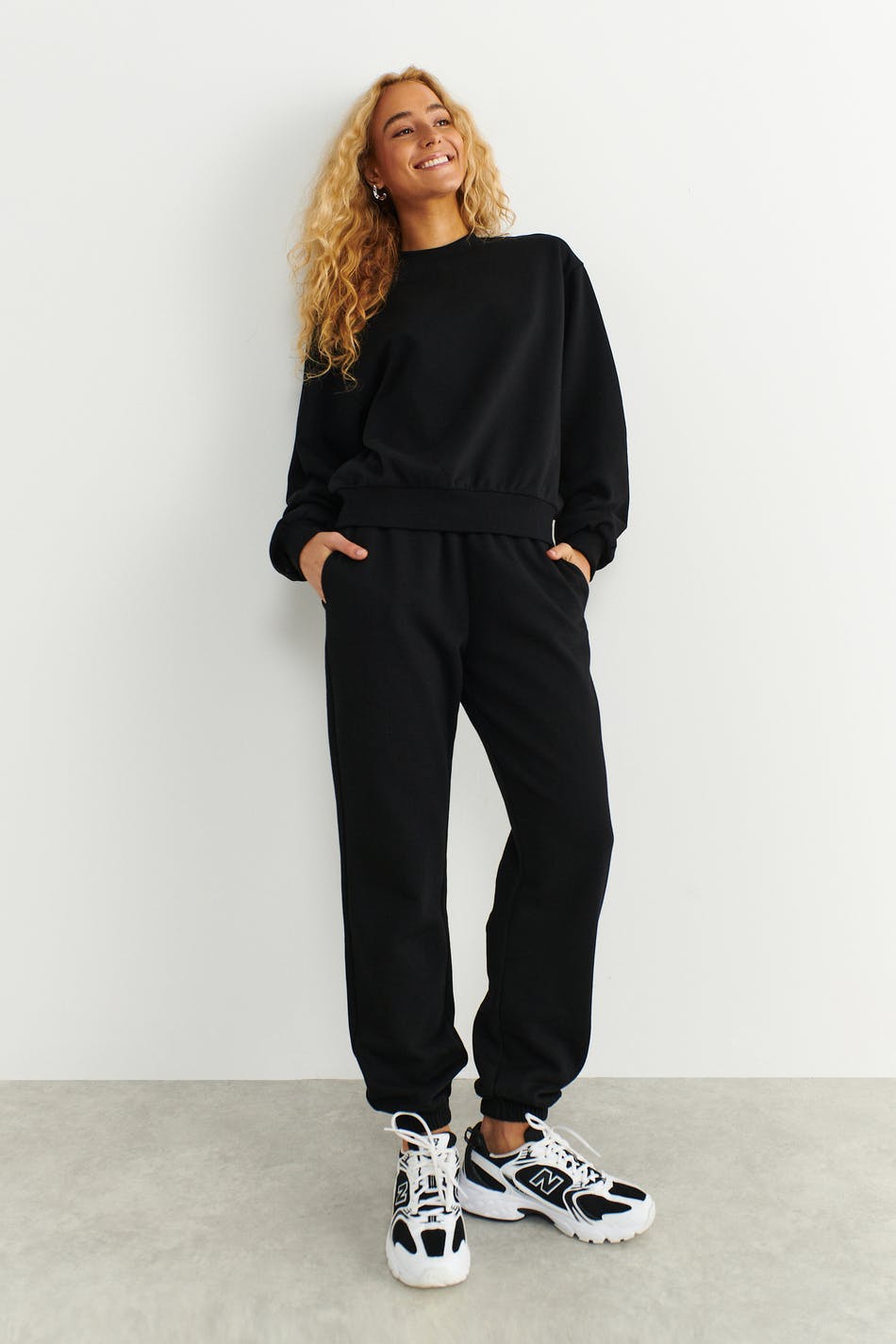 Basic sweatpants