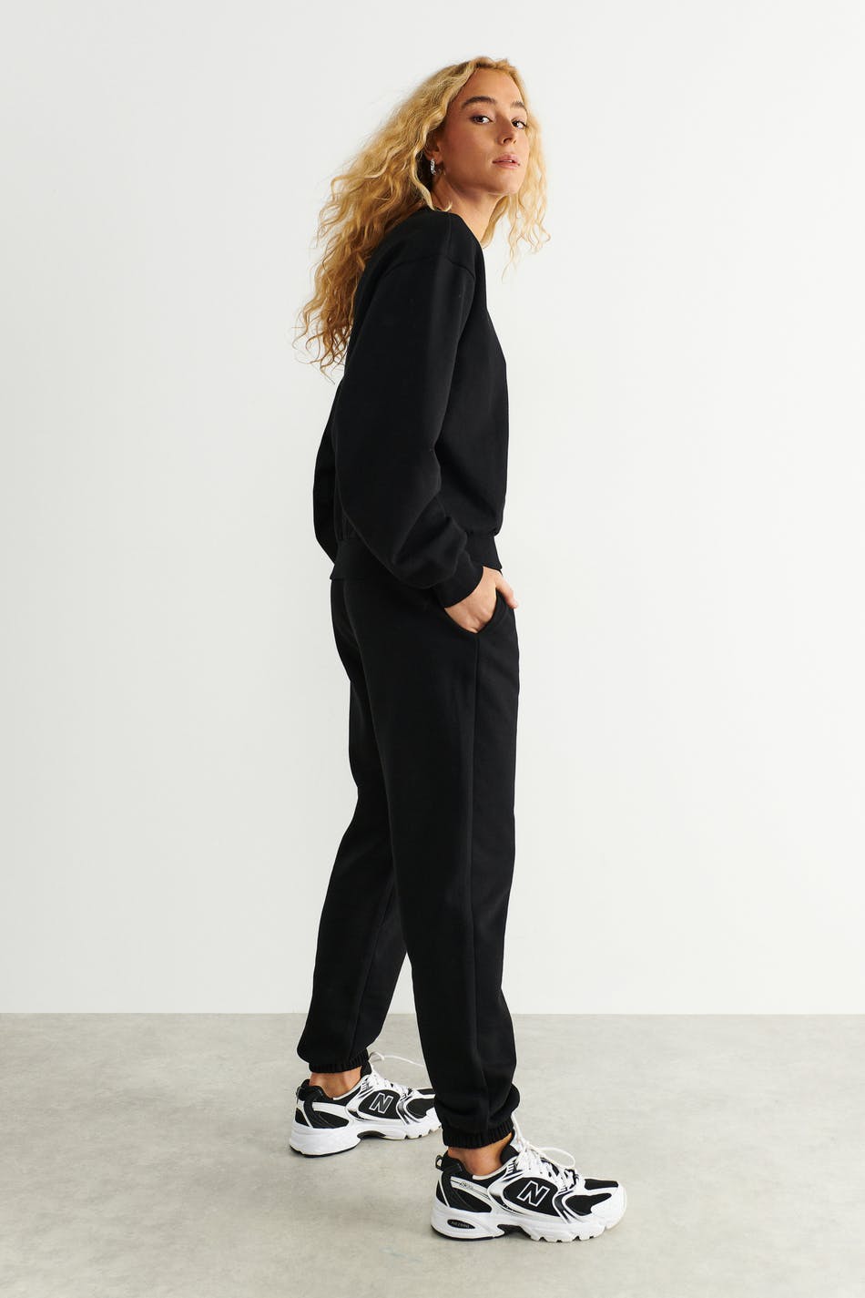 Basic sweatpants