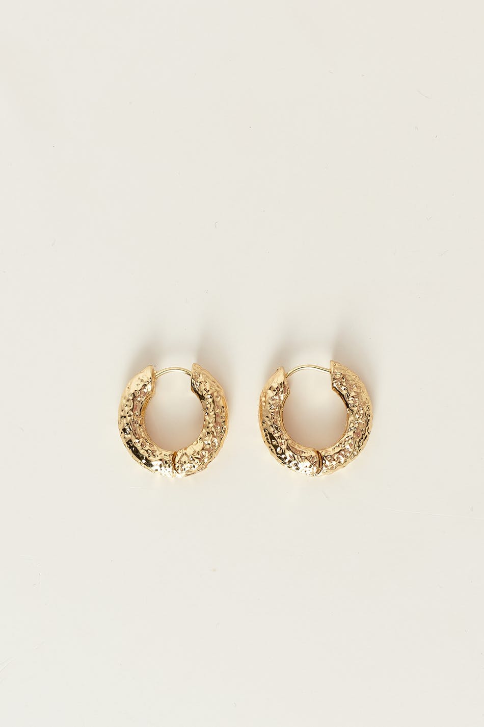 Textured hoops