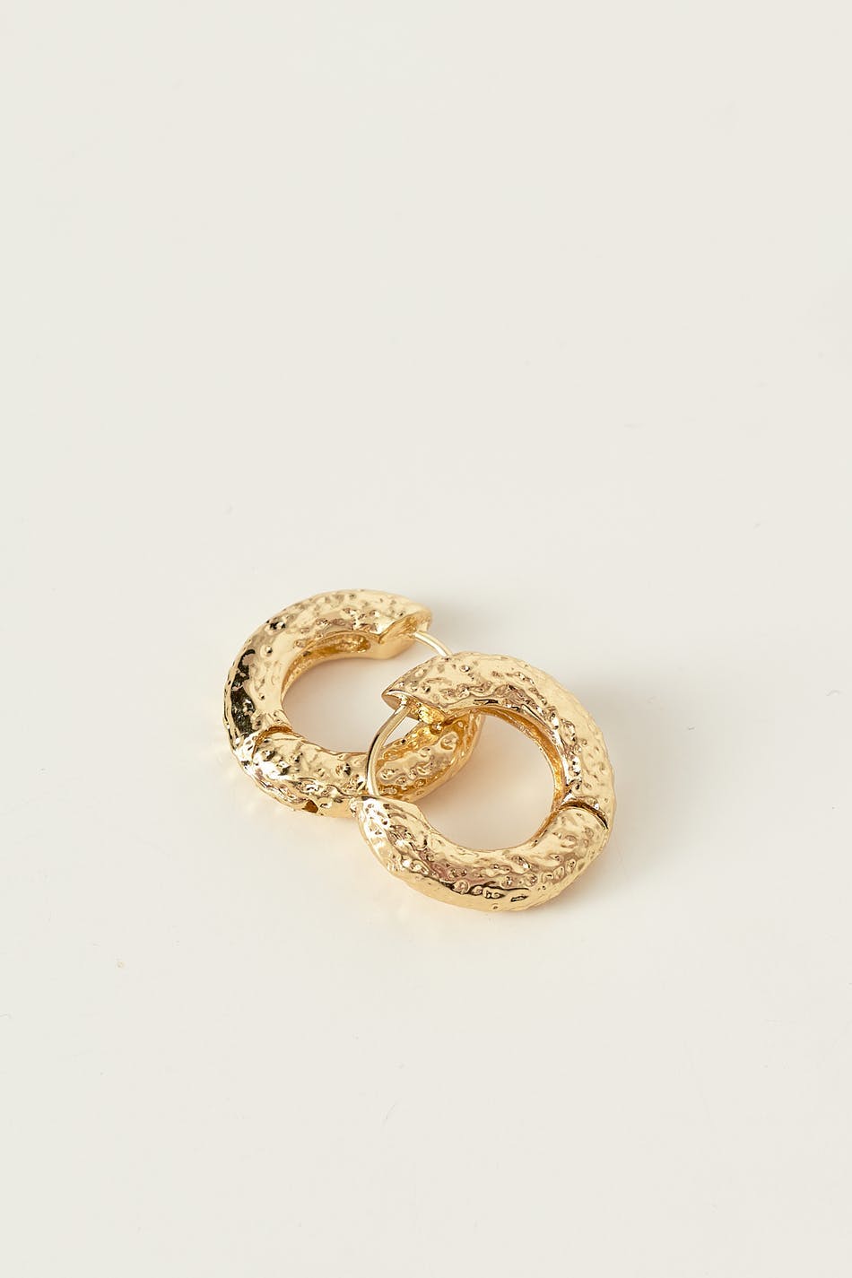 Textured hoops