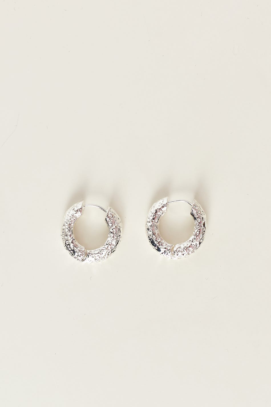 Textured hoops