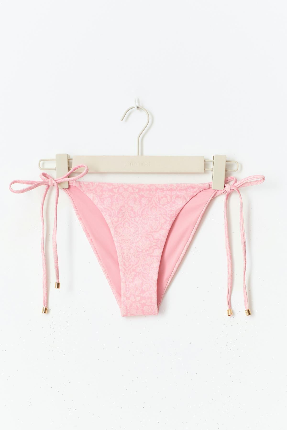 Bikini triangle brief