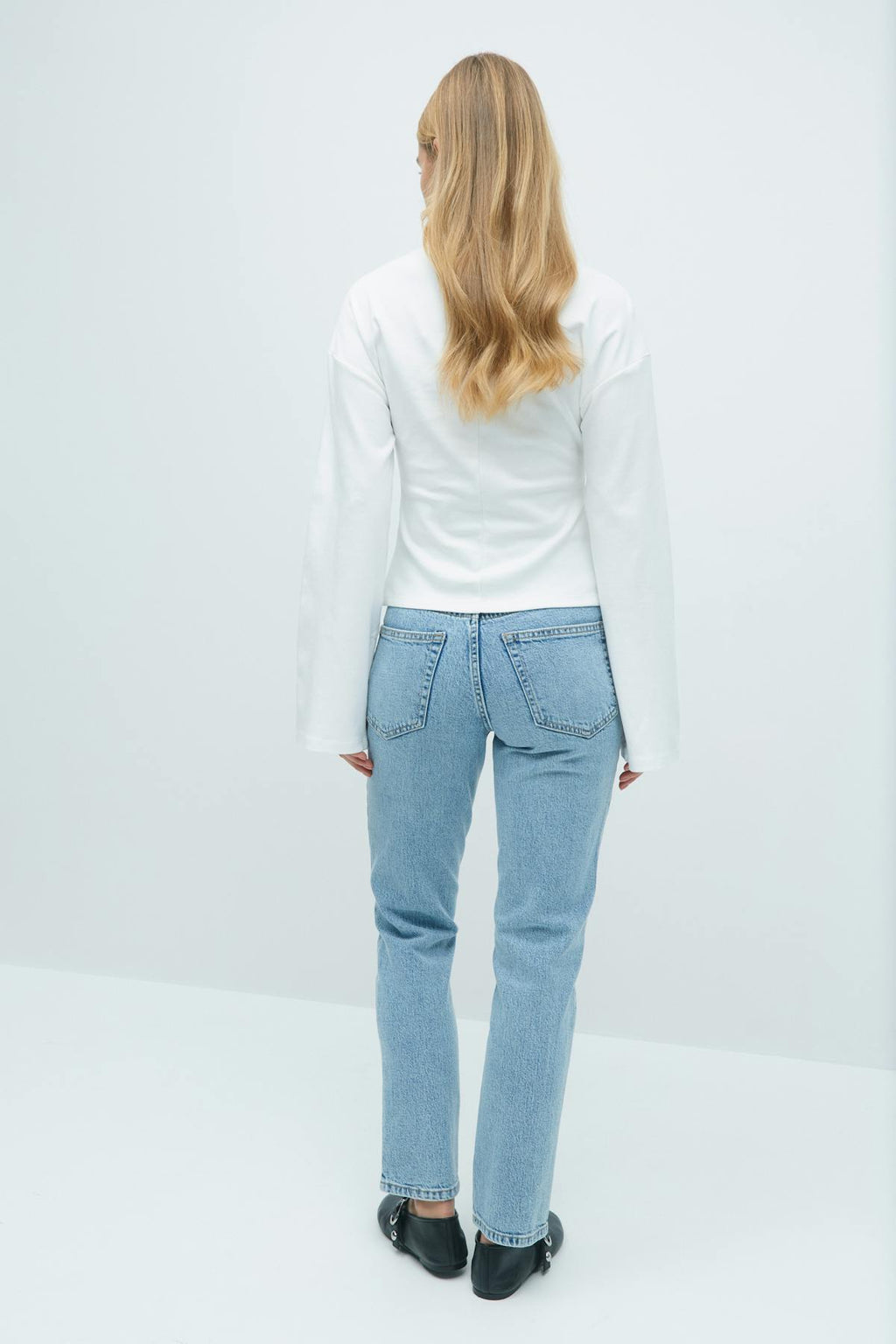 Slim straight jeans