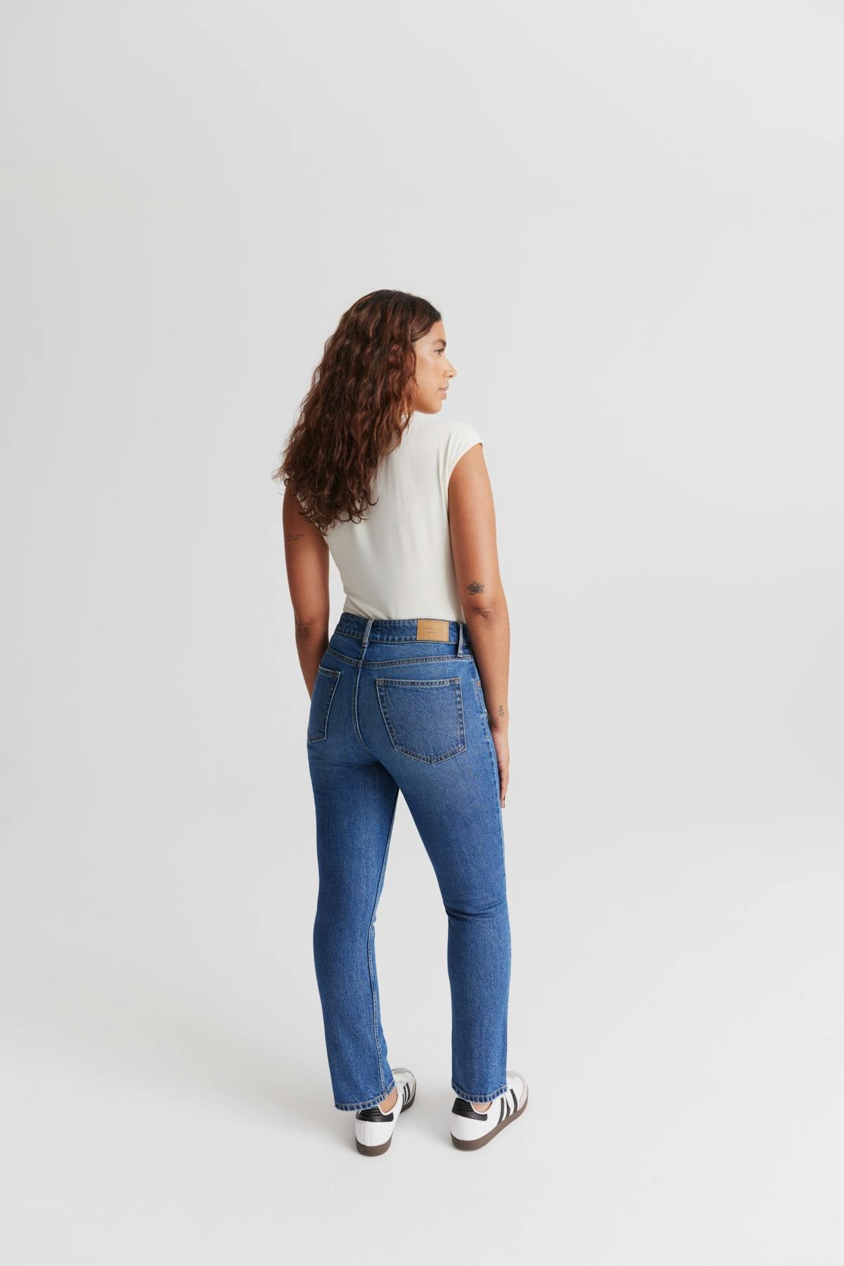 Slim straight jeans