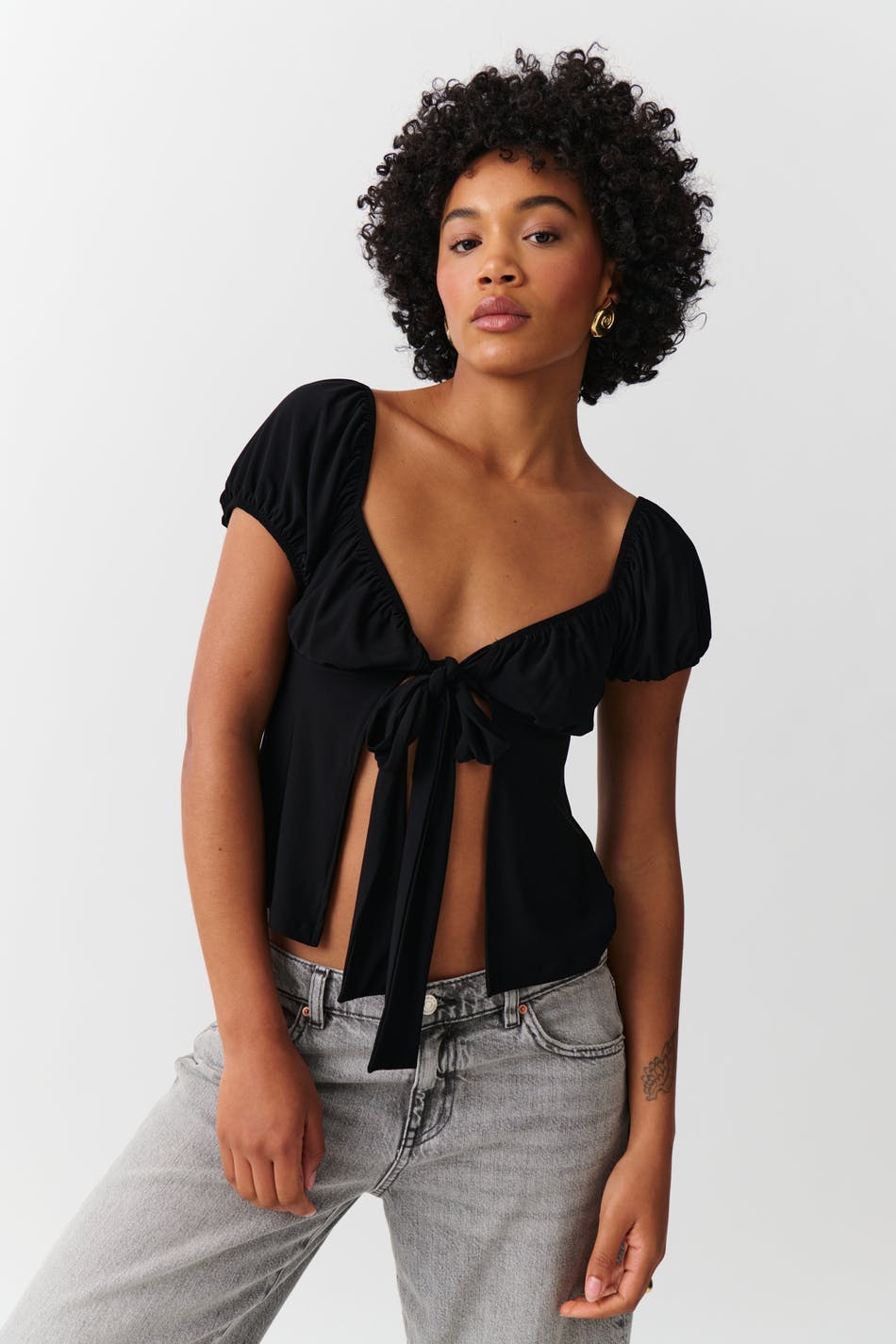 Tie top