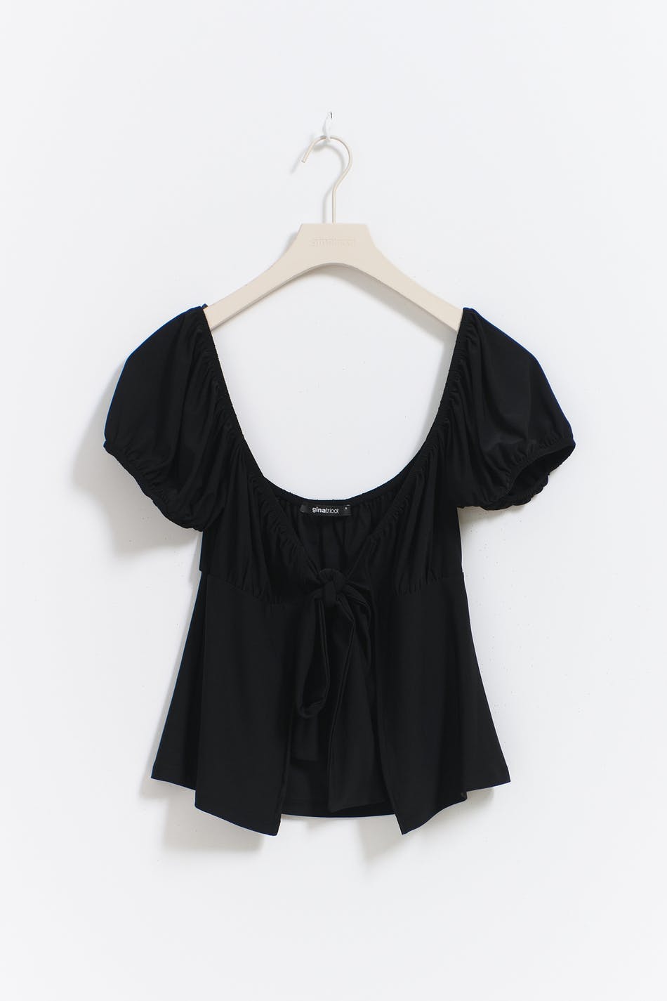 Tie top