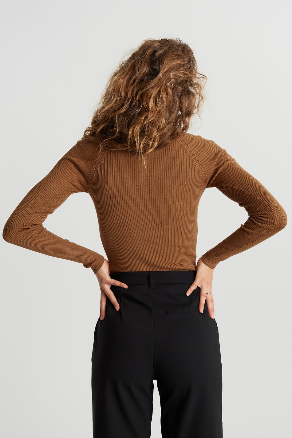 Sigrid knitted top